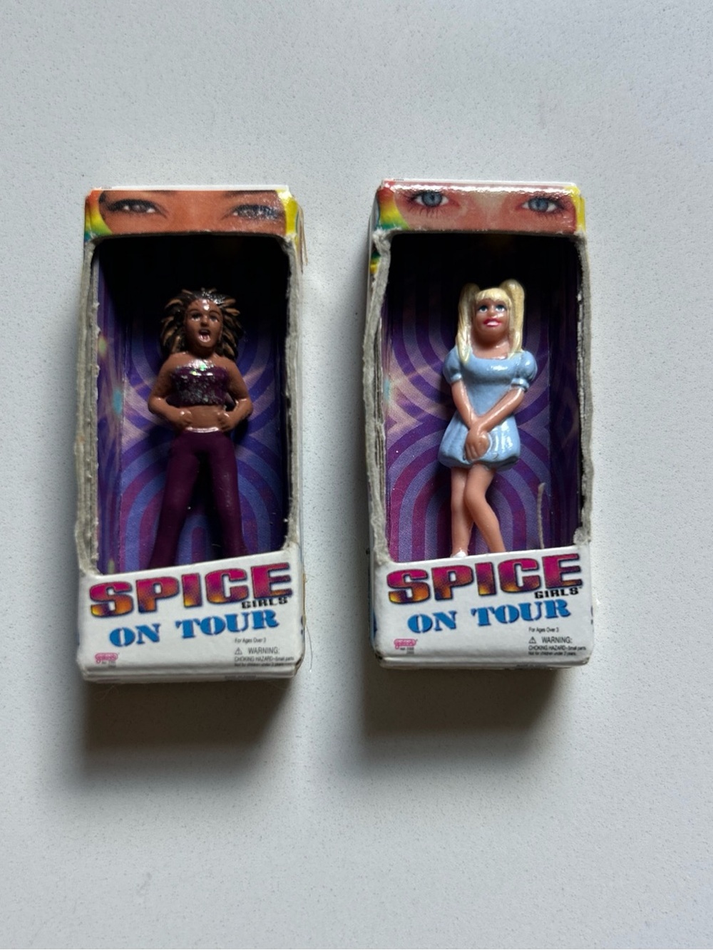 1998 galoob spice girls On Tour Doll Set - miniatures